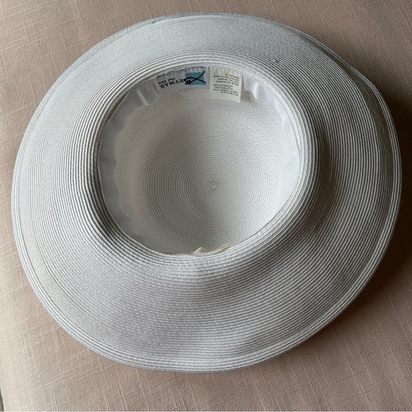 One of a Kind White and Yellow Women's Hat - Picture 7 of 7